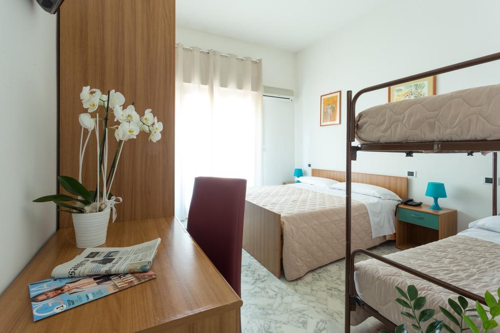 Roma Hotell Pineto Exteriör bild