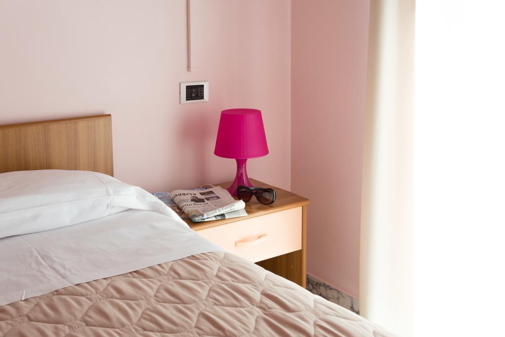 Roma Hotell Pineto Exteriör bild