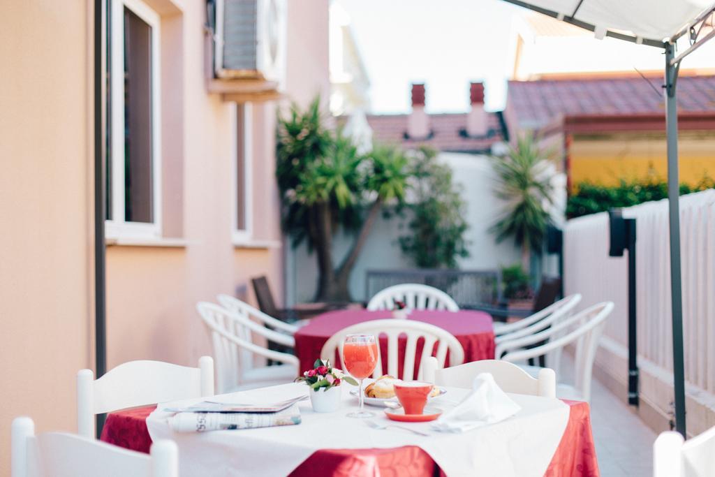 Roma Hotell Pineto Exteriör bild